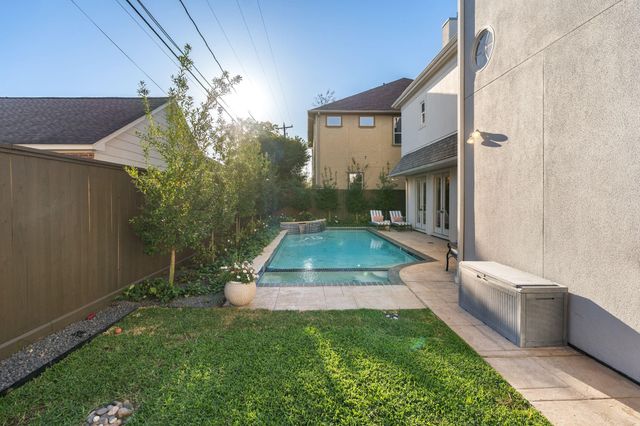 4709 Welford Drive, Bellaire, TX 77401