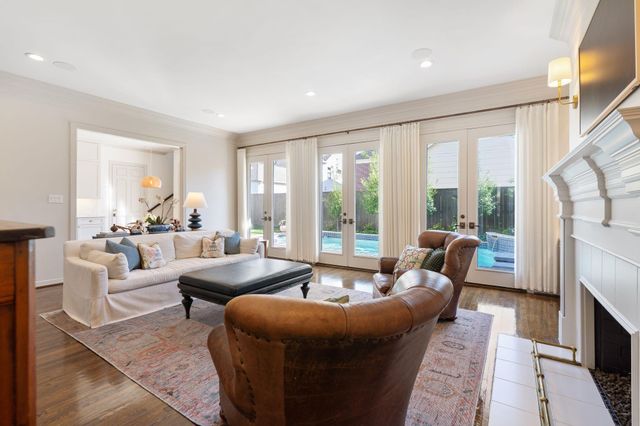 4709 Welford Drive, Bellaire, TX 77401