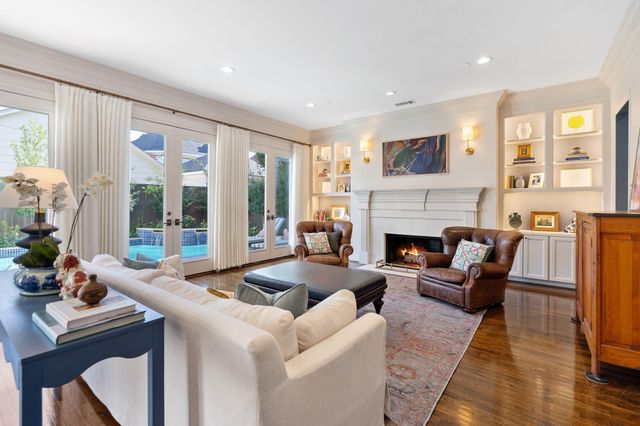 4709 Welford Drive, Bellaire, TX 77401