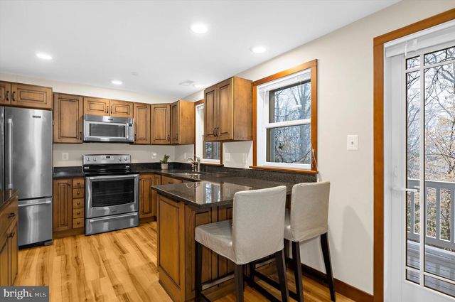 2321 HICKORY RD, Annapolis, MD 21401