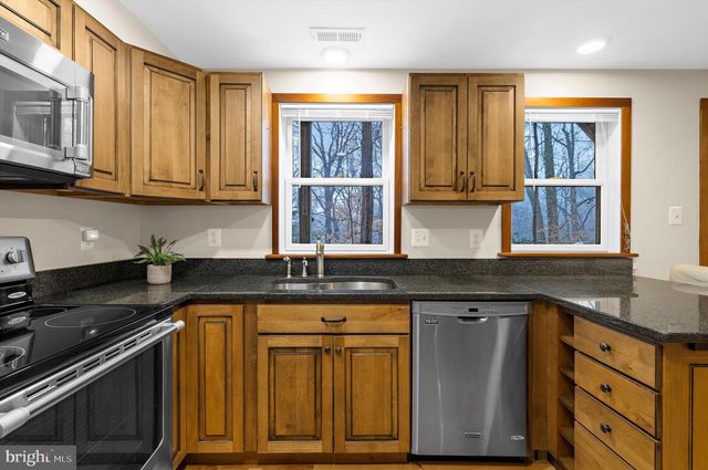 2321 HICKORY RD, Annapolis, MD 21401