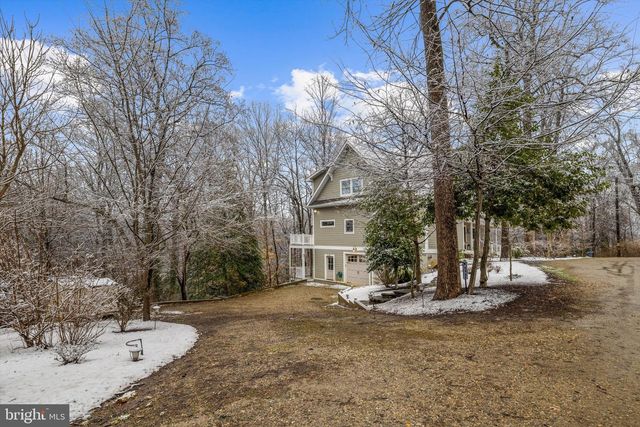 2321 HICKORY RD, Annapolis, MD 21401