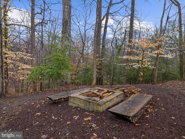 2321 HICKORY RD, Annapolis, MD 21401