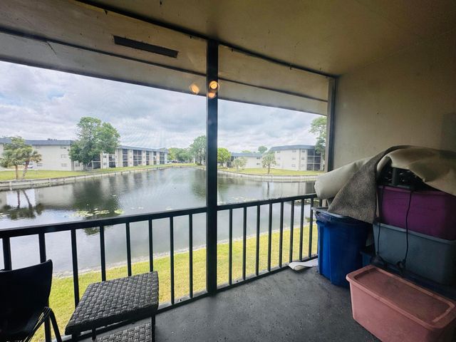 8025 S Colony Cir Circle 203, Tamarac, FL 33321