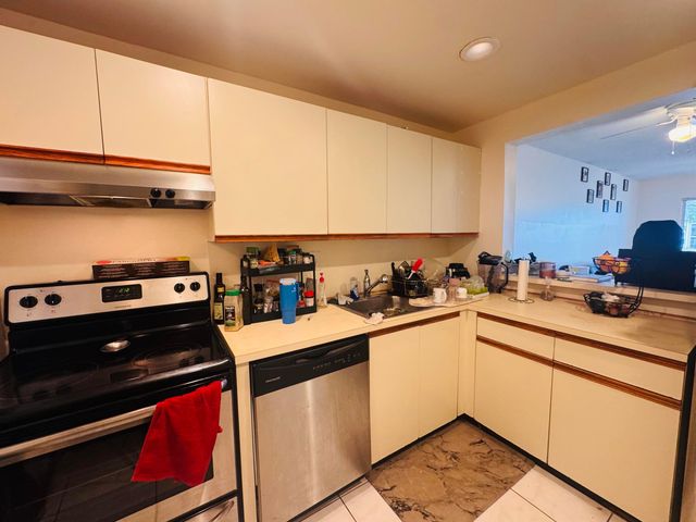 8025 S Colony Cir Circle 203, Tamarac, FL 33321