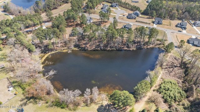 147 Farmhouse Lane, Carthage, NC 28327