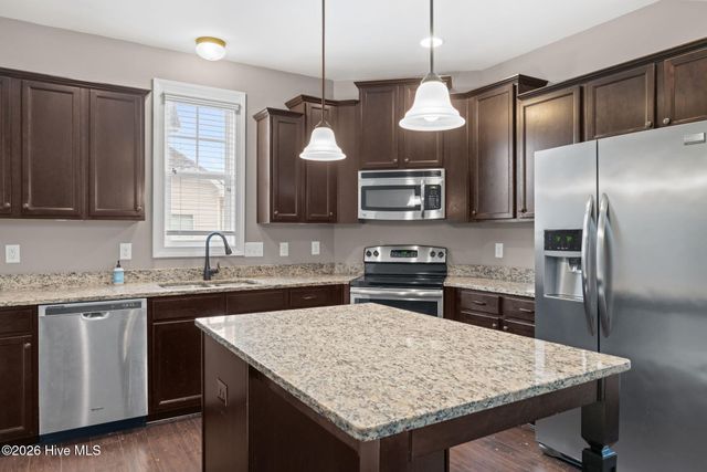 147 Farmhouse Lane, Carthage, NC 28327