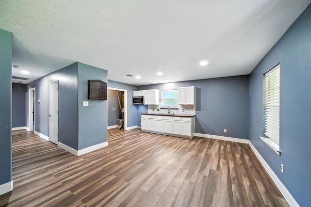 11925 Miller Circle, Conroe, TX 77302