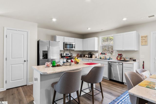 205 Creighton Ridge Drive, Clinton, SC 29325