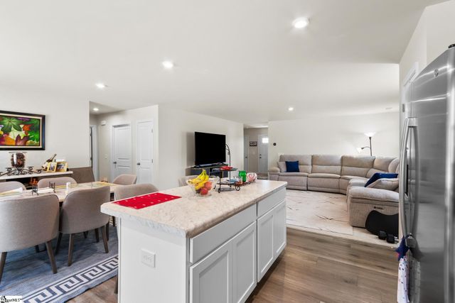 205 Creighton Ridge Drive, Clinton, SC 29325