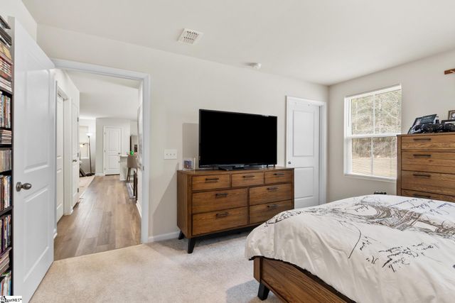 205 Creighton Ridge Drive, Clinton, SC 29325