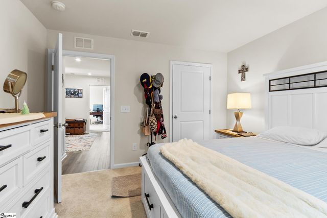 205 Creighton Ridge Drive, Clinton, SC 29325