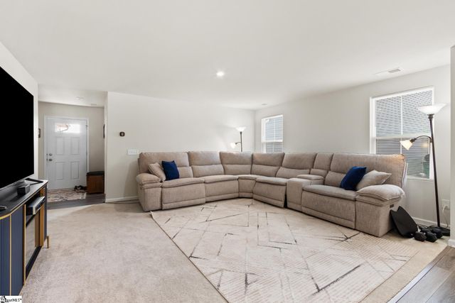 205 Creighton Ridge Drive, Clinton, SC 29325