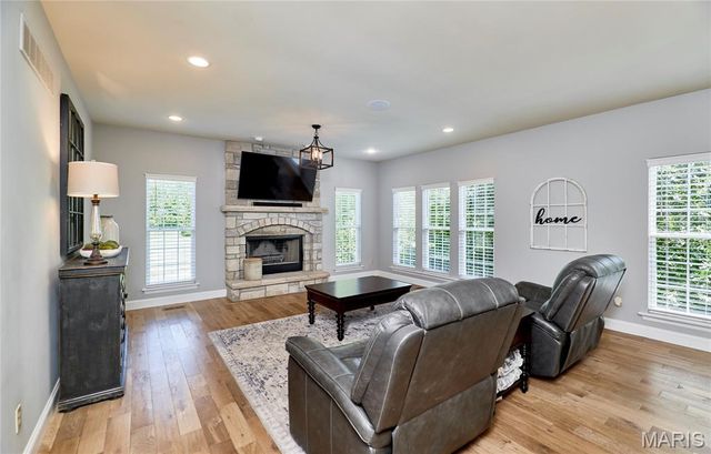 1021 Durham Garden Court, Dardenne Prairie, MO 63368