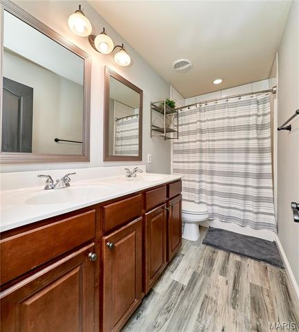 1021 Durham Garden Court, Dardenne Prairie, MO 63368
