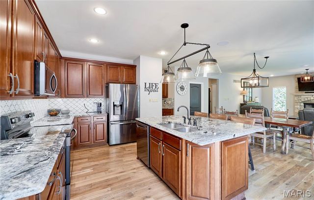 1021 Durham Garden Court, Dardenne Prairie, MO 63368
