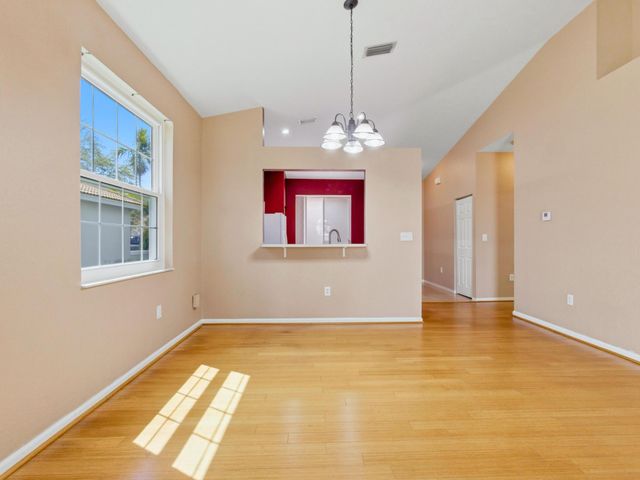2920 E ARAGON Boulevard 3, Sunrise, FL 33313