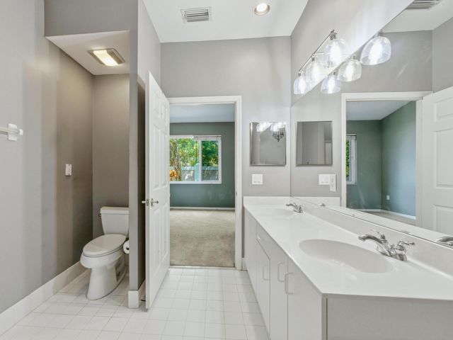 2920 E ARAGON Boulevard 3, Sunrise, FL 33313