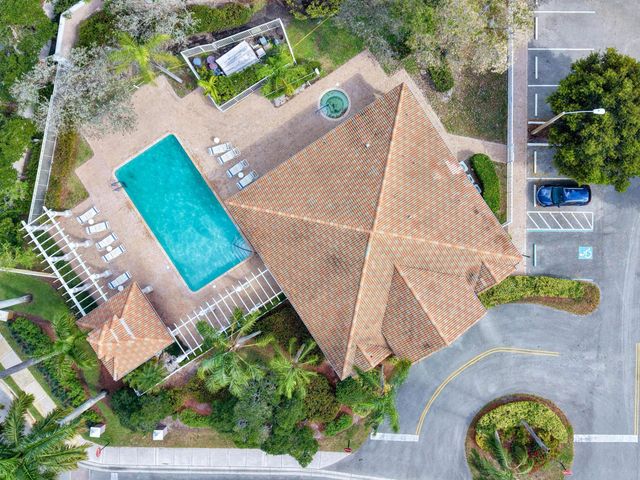 2920 E ARAGON Boulevard 3, Sunrise, FL 33313