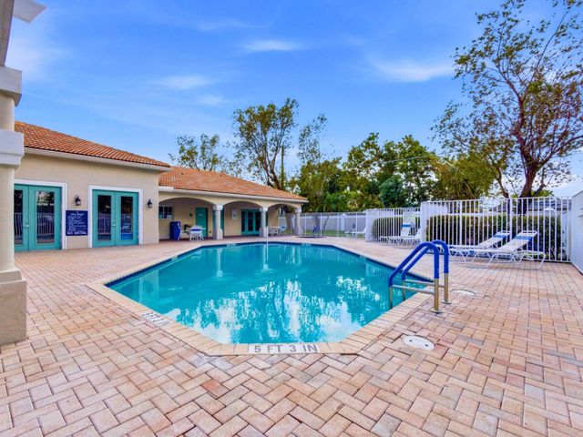 2920 E ARAGON Boulevard 3, Sunrise, FL 33313