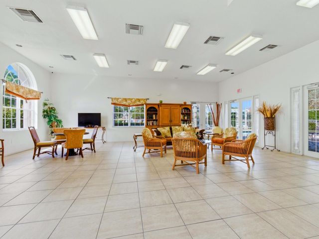 2920 E ARAGON Boulevard 3, Sunrise, FL 33313