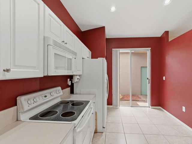 2920 E ARAGON Boulevard 3, Sunrise, FL 33313