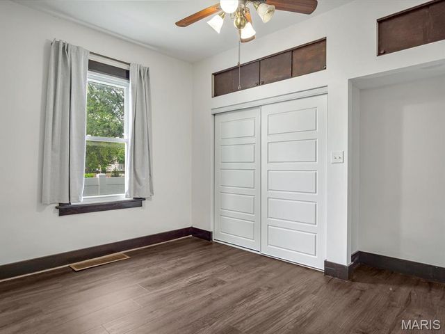 406 W Saint Louis Street, Lebanon, IL 62254