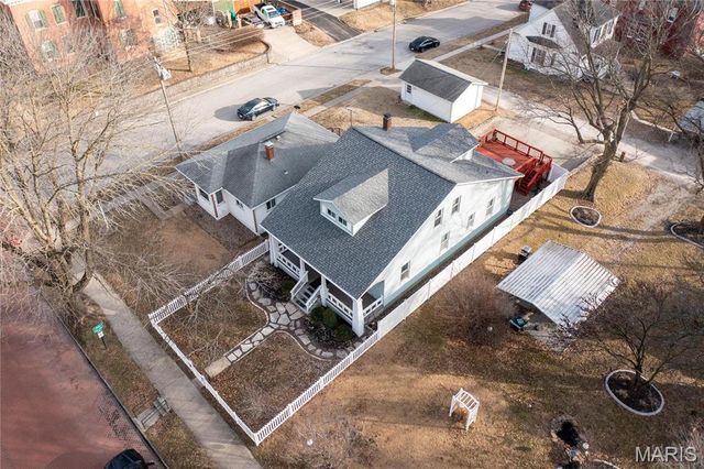 406 W Saint Louis Street, Lebanon, IL 62254