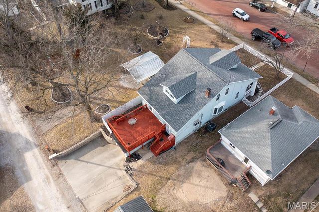 406 W Saint Louis Street, Lebanon, IL 62254