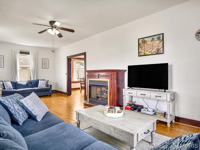 406 W Saint Louis Street, Lebanon, IL 62254