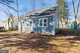 100 W PARK AVE, Lindenwold, NJ 08021