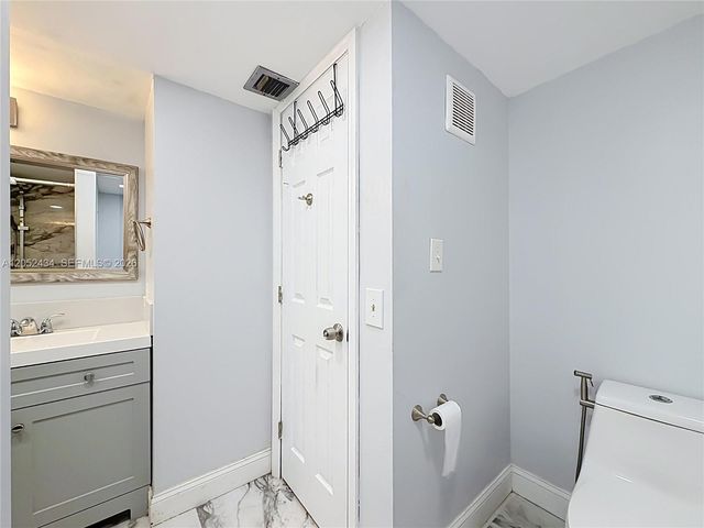 1110 W Fairway Road, Pembroke Pines, FL 33026