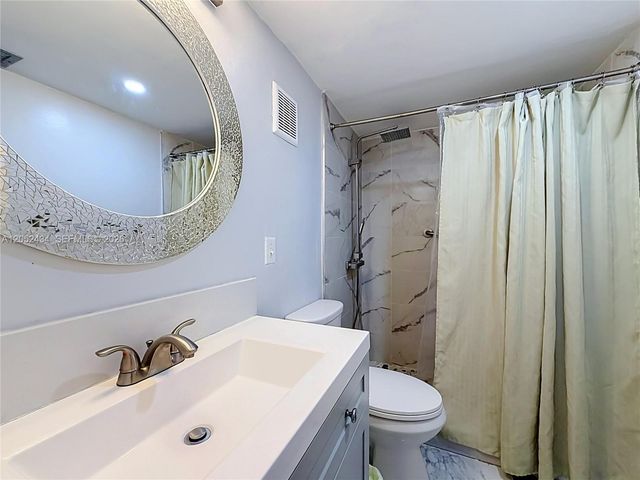 1110 W Fairway Road, Pembroke Pines, FL 33026