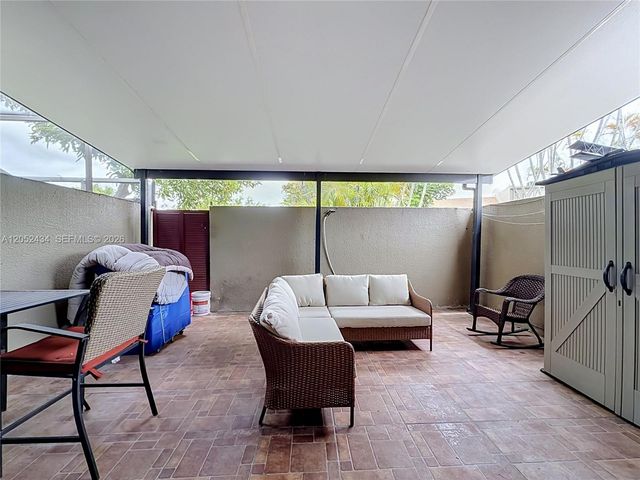 1110 W Fairway Road, Pembroke Pines, FL 33026