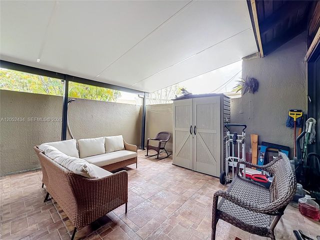 1110 W Fairway Road, Pembroke Pines, FL 33026