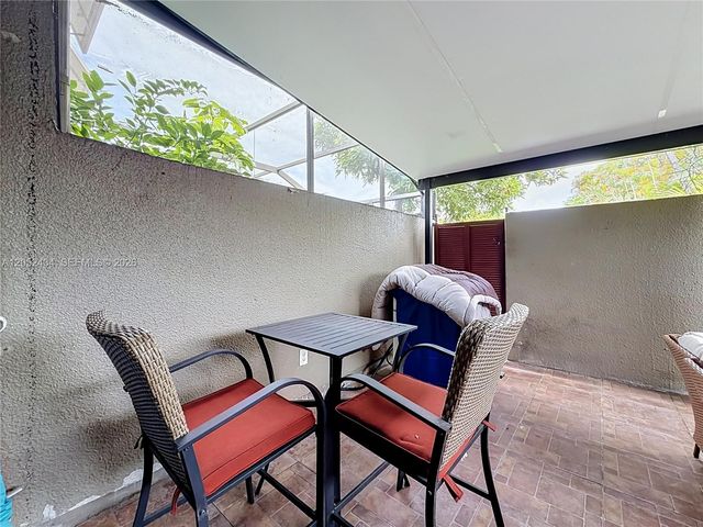 1110 W Fairway Road, Pembroke Pines, FL 33026