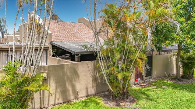 1110 W Fairway Road, Pembroke Pines, FL 33026