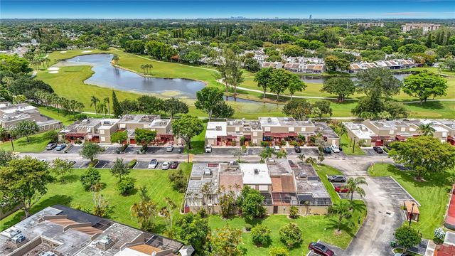1110 W Fairway Road, Pembroke Pines, FL 33026