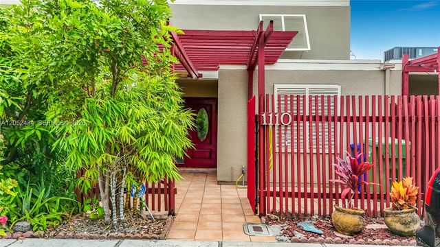1110 W Fairway Road, Pembroke Pines, FL 33026