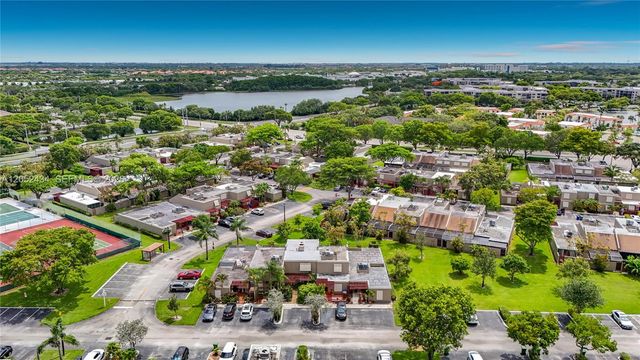 1110 W Fairway Road, Pembroke Pines, FL 33026