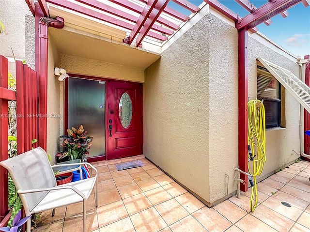 1110 W Fairway Road, Pembroke Pines, FL 33026