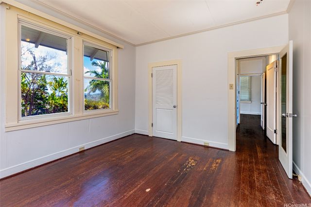 3422 Woodlawn Drive, Honolulu, HI 96822