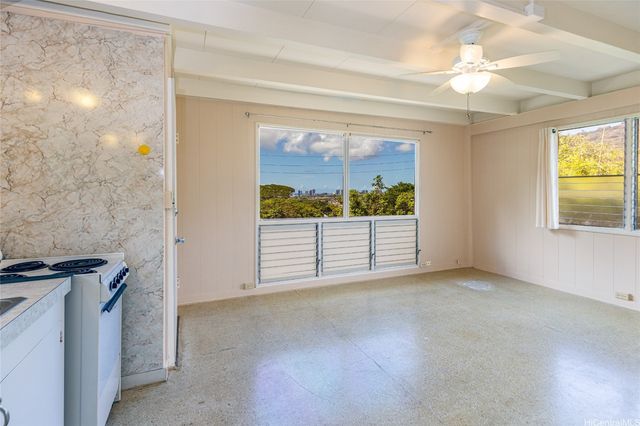 3422 Woodlawn Drive, Honolulu, HI 96822