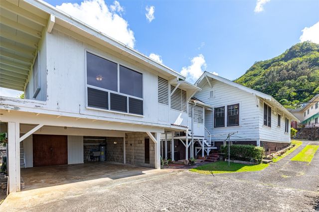 3422 Woodlawn Drive, Honolulu, HI 96822