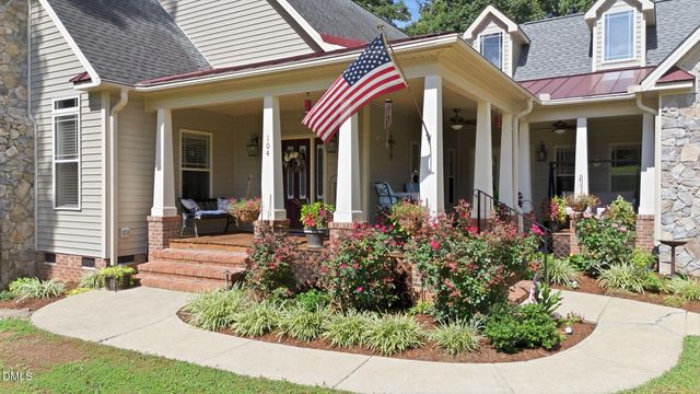 104 Flat Rock Court, Garner, NC 27529