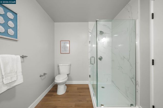 300 Oak View Ter, Danville, CA 94526