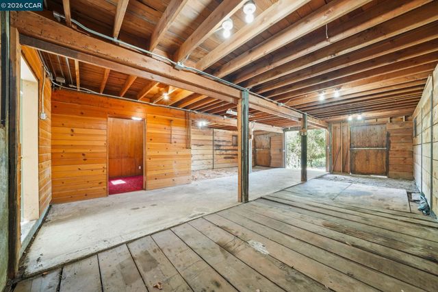 300 Oak View Ter, Danville, CA 94526