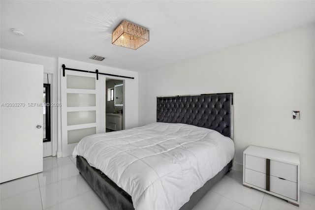 448 NW 15th Way, Fort Lauderdale, FL 33311