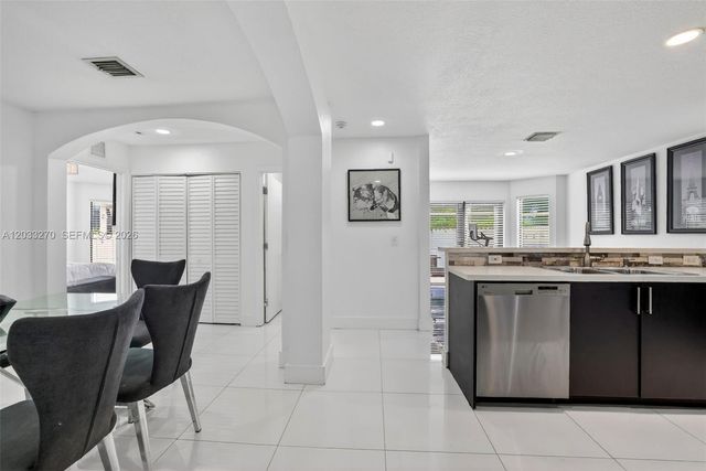 448 NW 15th Way, Fort Lauderdale, FL 33311