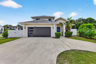 448 NW 15th Way, Fort Lauderdale, FL 33311